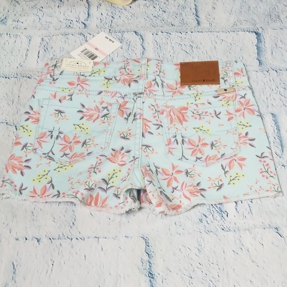 Kid's Lucky Brand floral print denim Riley Shorts - Picture 3 of 7